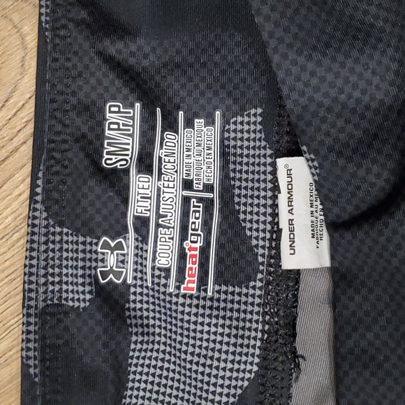 Under Armour Black Camo Workout Pants - Picture 2 of 2